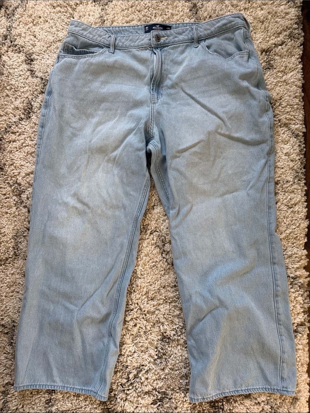 Hollister Relaxed Light Blue Jeans